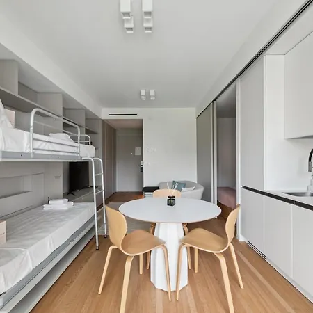Limehome Via Stresa מילאנו
